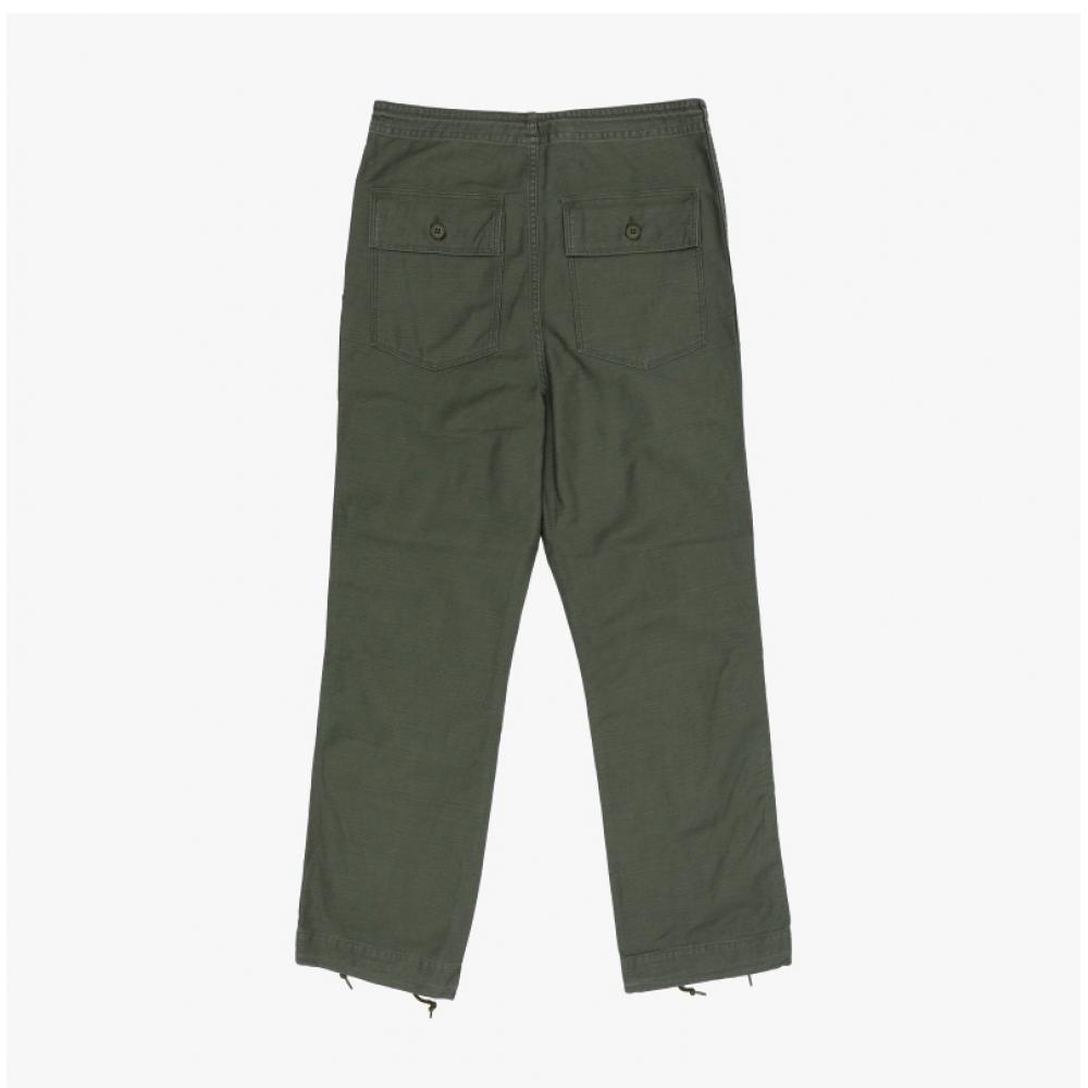 NeedleS Men S pAntS A Olive reverSe SAtin String perlitAig