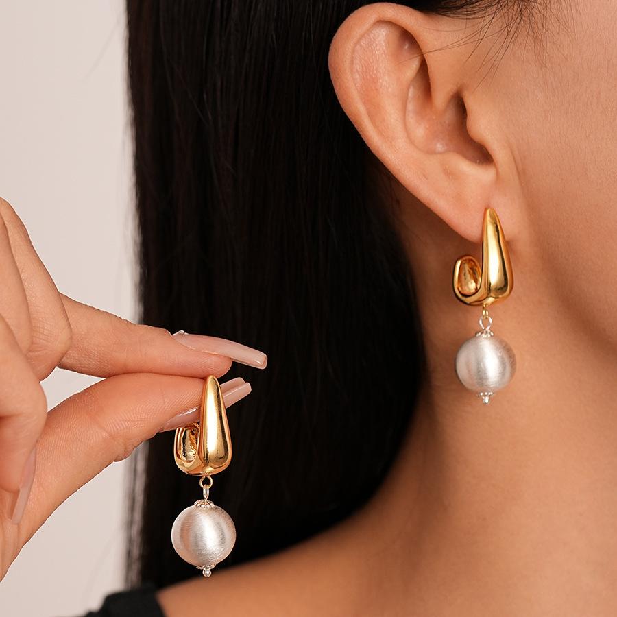Silver Needle Flower Fringed Earrings French Light Luxury Temperament Earrings, Niche High-end Earrings