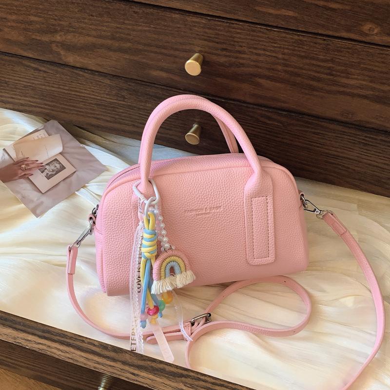 Summer small bag women 2025 new versatile shoulder messenger bag popular portable pillow bag this year