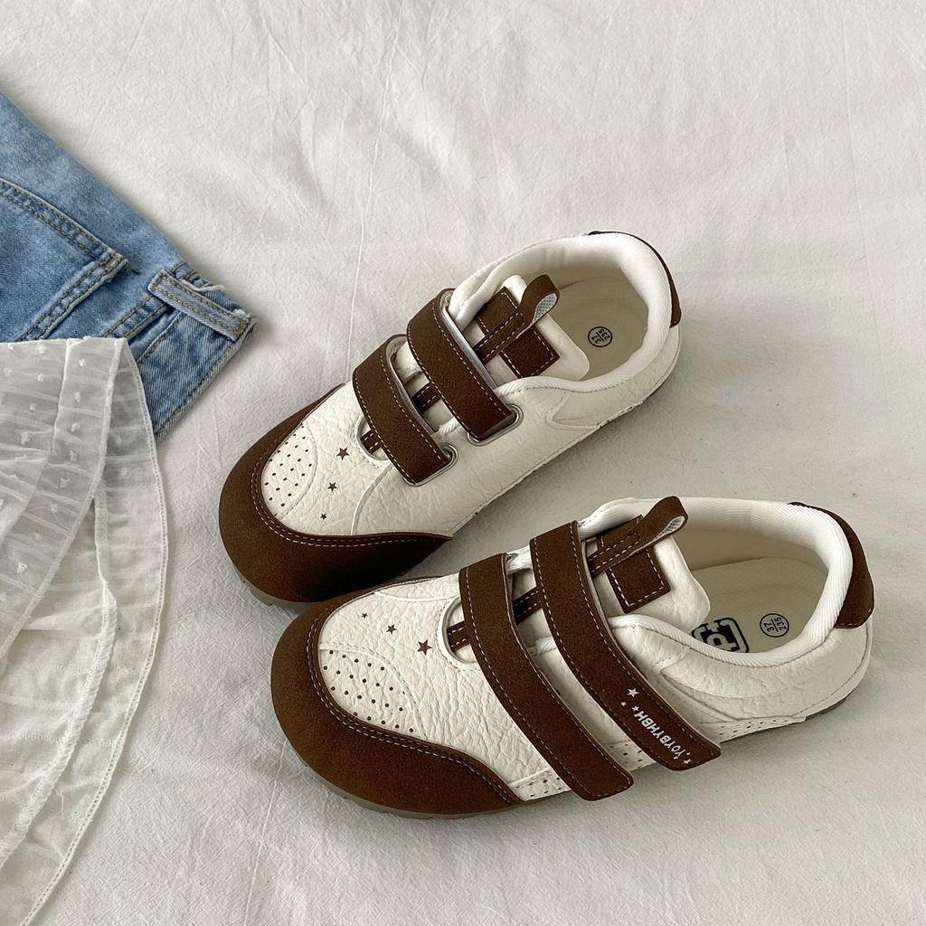 Versatile Velcro Round-toed White Shoes Women's 2025 New Autumn Retro Bread Shoes Casual Moral Training Board Shoes