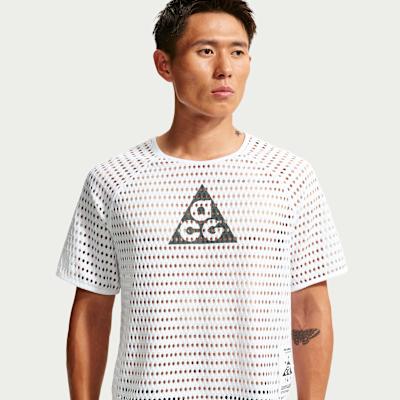 Nike ACG Running T Shirts Men s White/Coal Black Crew Neck Moderate XL