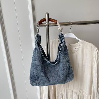 Casual Large Capacity Denim Shoulder Bag Simple Fashion Flap Design Lady Commuter Handbags  New Travel Bucket Bag