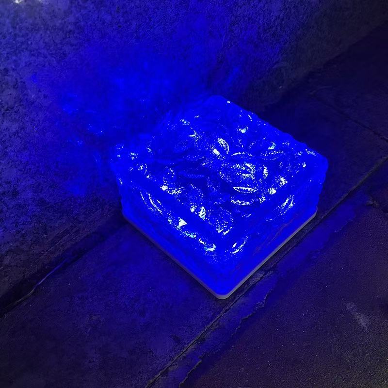 Warm White Solar LED Garden Lamp Ice Buried Ground Decorative Lights Cube Shape Waterproof IP65 Outdoor High CRI 80 10000 Hours
