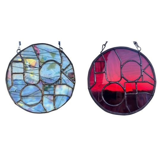 Round Sun Catcher Stained Glass Design Acrylic Suncatcher Weather Resistant Hanging Decoration for Indoor Outdoor Window Garden Home Interior Decor