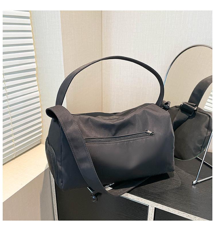 Swimming Fitness Women Large Capacity Lightweight Short Trip Function Cycling Leisure Shoulder Crossbody Yoga Luggage Bag