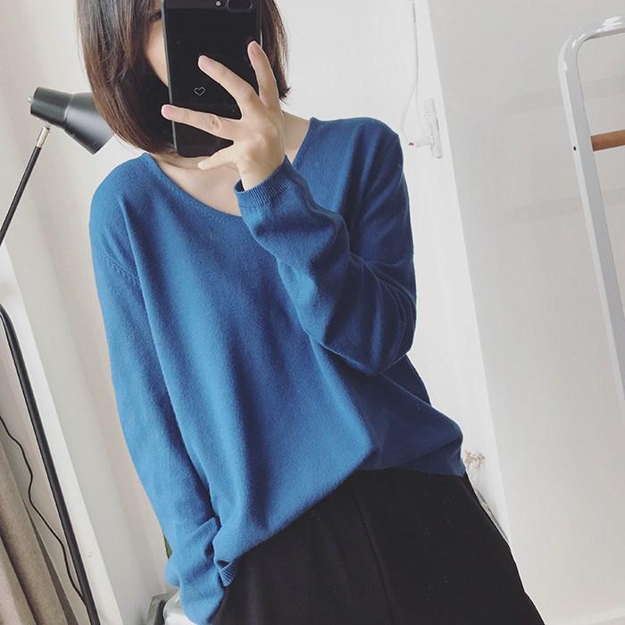 2023 Autumn/Winter Korean-Style Loose V-Neck Long Sleeve Knitted Sweater Women's Base Layer