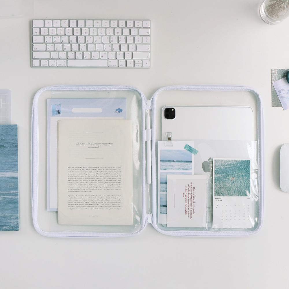 Iconic Lucid Ipad Pouch 4 Colors