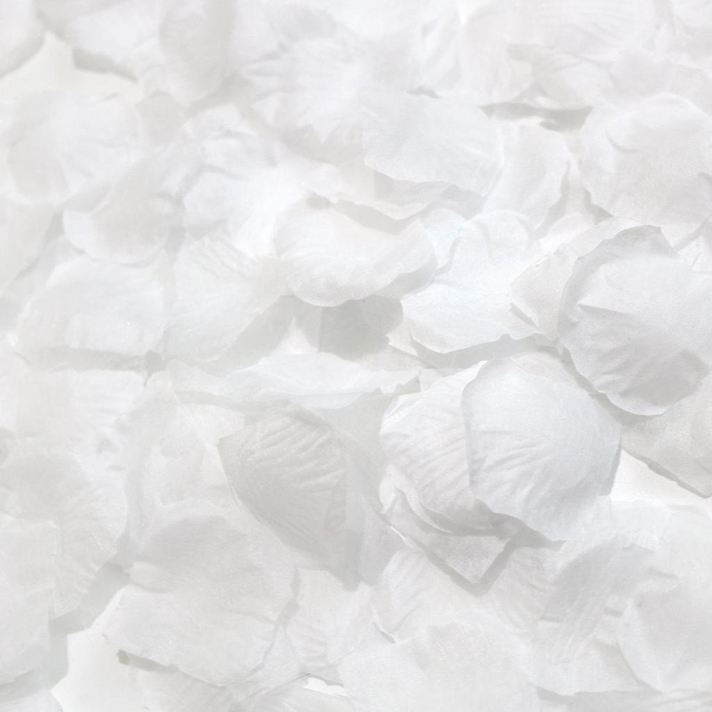Heart-Shaped Rose Petals for Wedding and Bridal Room Decoration