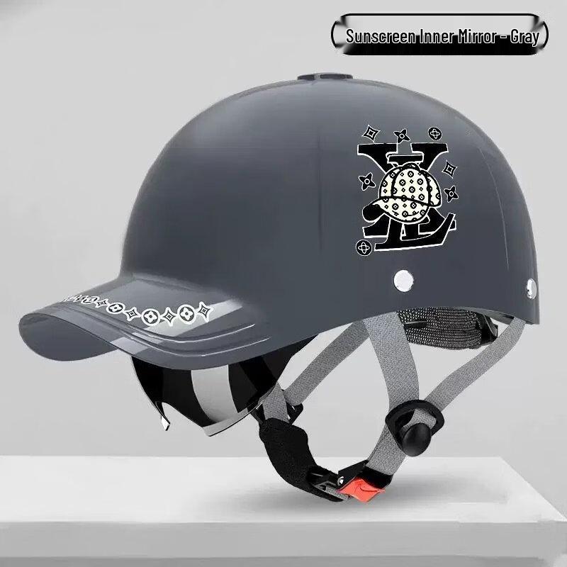 Универсальный шлем для электросамоката с козырьком-клювом 33cm