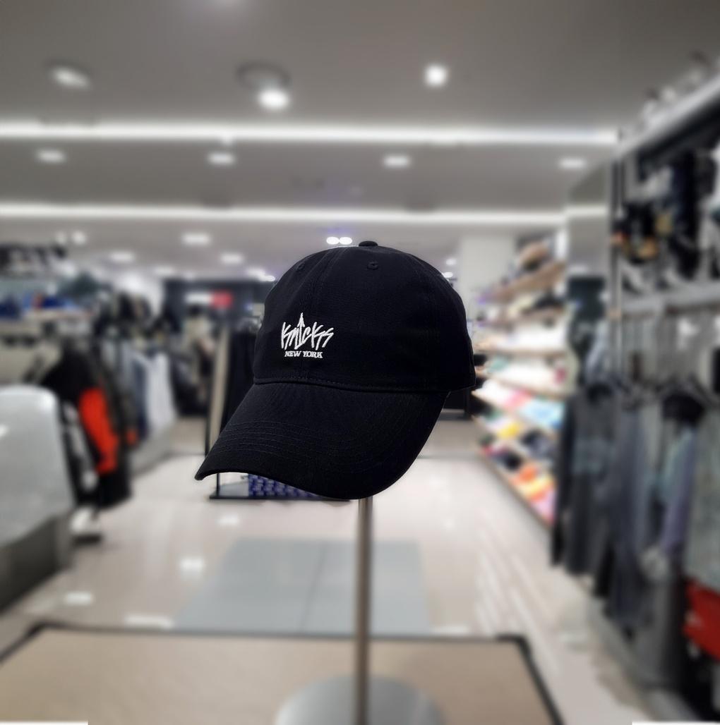 

[NBA] Unisex NYK Graffiti Letter Overcap Soft Ball Cap N245AP243P