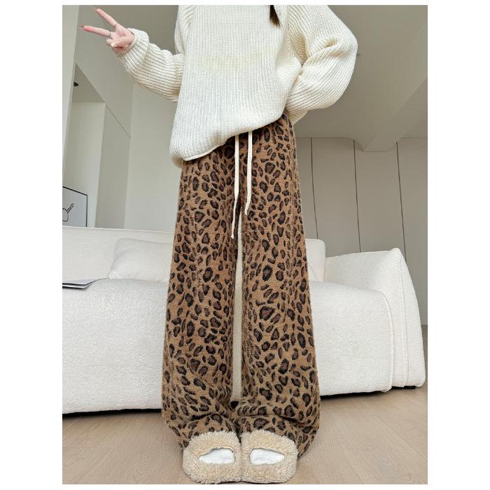 

Women s 2025 High Street Leopard Print Plush Fleece-Lined Wide-Leg Pants for Autumn and Winter XL