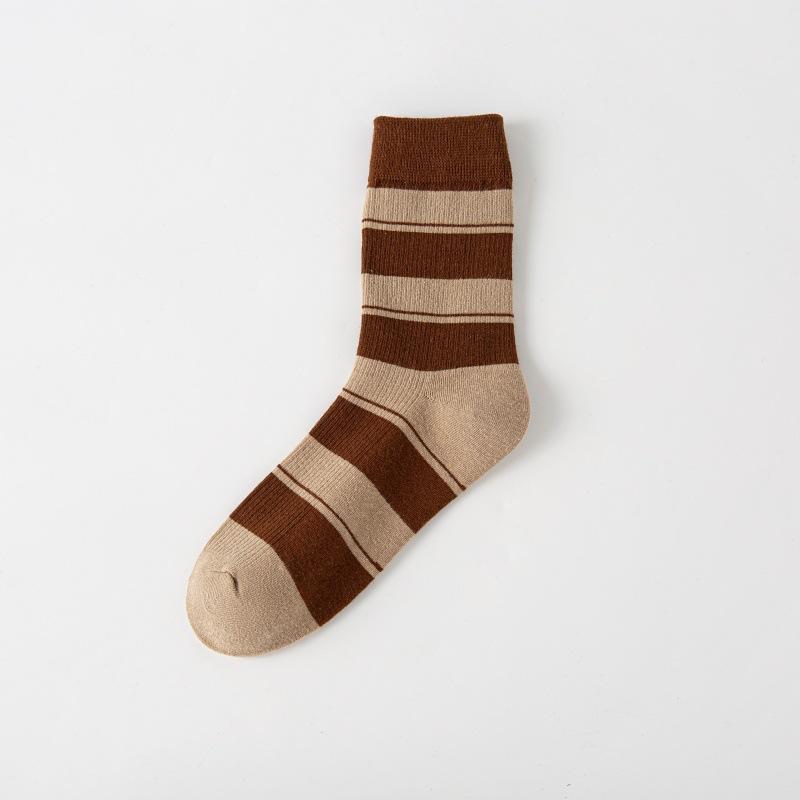 5 Pairs of Women's Autumn and Winter Trendy and Versatile Casual Cotton Striped Mid Calf Boneless Pile Socks