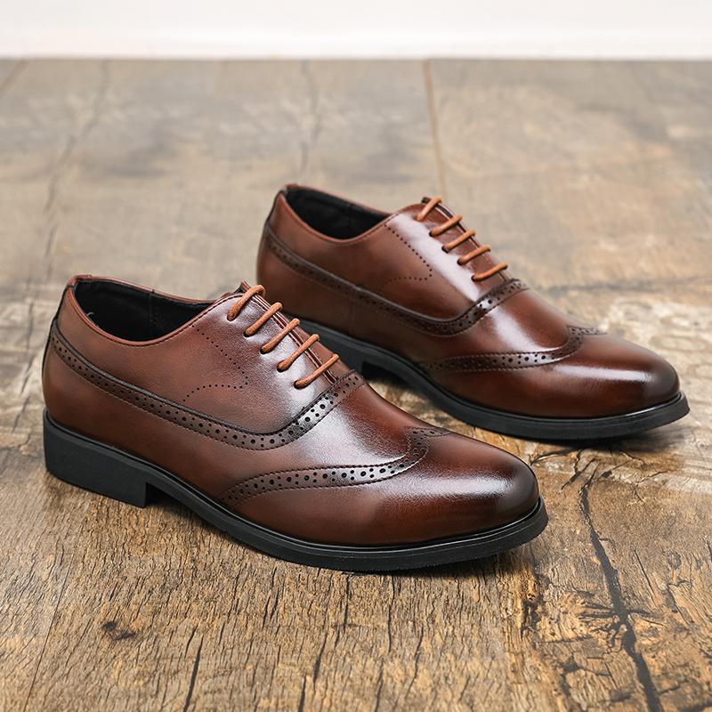 Men Oxford Shoes Solid Color Low Heel Blok Carving Professional Classic Business Banquet Men Shoes