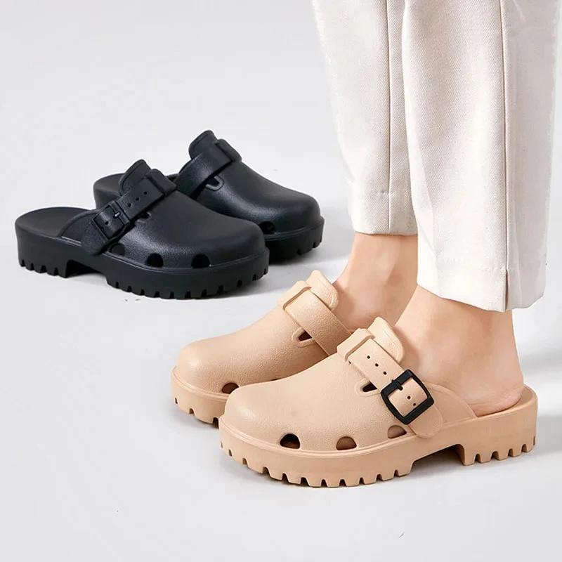 Mode Crestar Damenabsätze Clogs Neue EVA Durchbrochene Sandalen Mode Plateau Quadratische Absätze Moderne Hausschuhe Einfarbig Straßen-Slides Schuhe