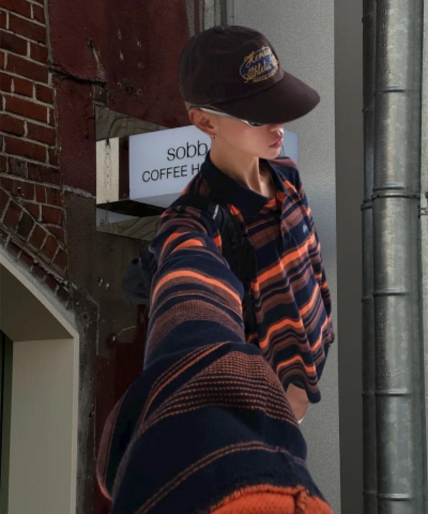 Yunibeoseugameonteu Universe Sign Long Bill Washed Cap_Brown