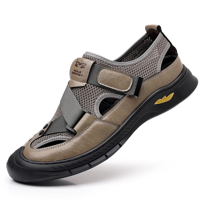 2025 new summer wear driving shoes comfortable casual sandals lightweight soft sole men's shoes trend 2025
