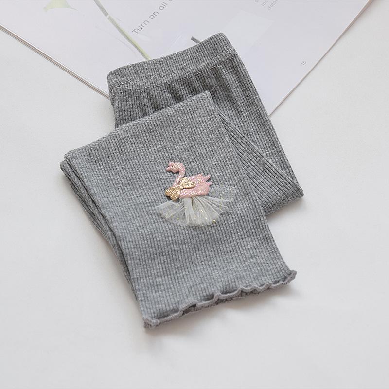 

Тонкие летние леггинсы для девочек, детские леггинсы и 7-дюймовая летняя одежда, модальные шорты для верхней одежды 140 светло-серый