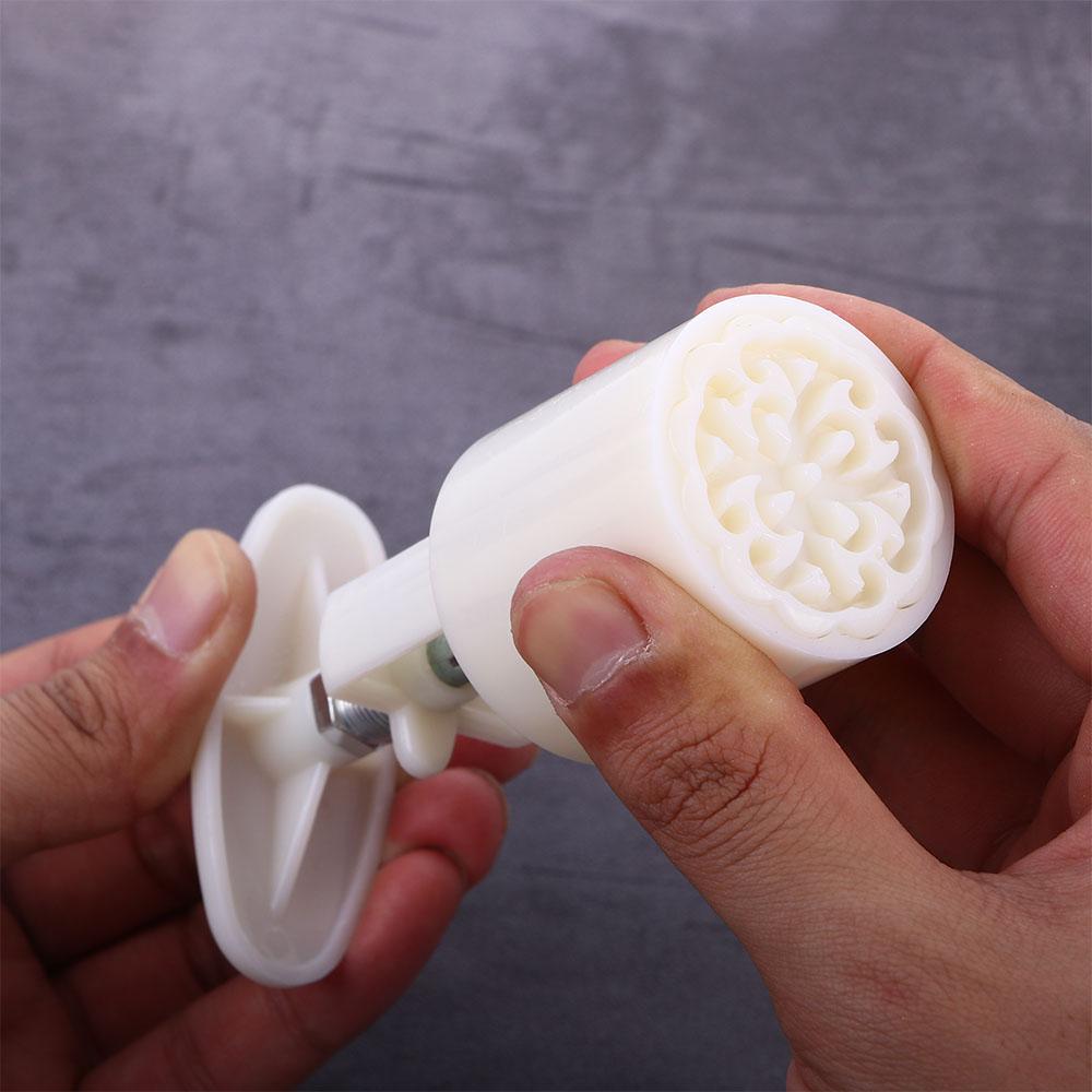Kitchen Gadgets Decoration Pastry Tool Moon Cake Mold Cookie Press Cake Plungers Cookie Stamps