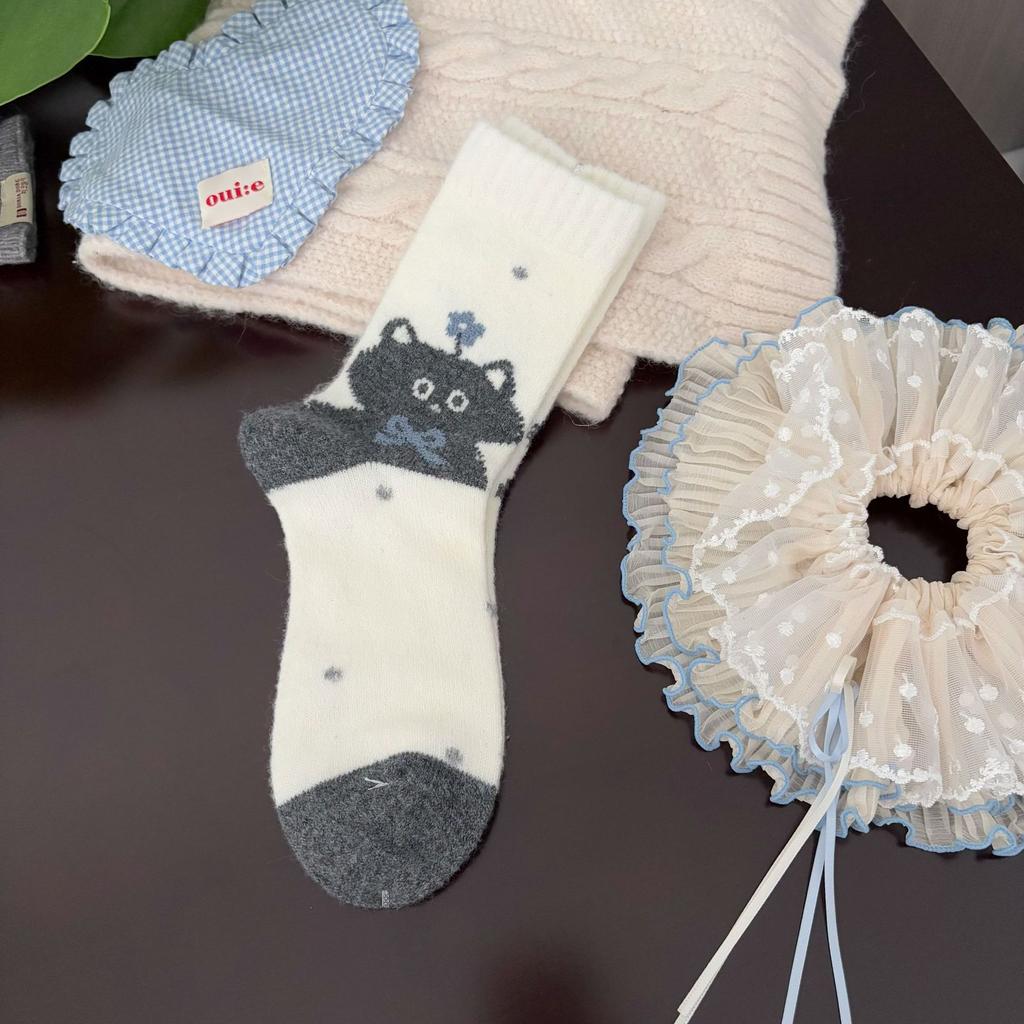Ladies Autumn Winter Thick Warm Bow-dotted Wool Mid Tube Socks
