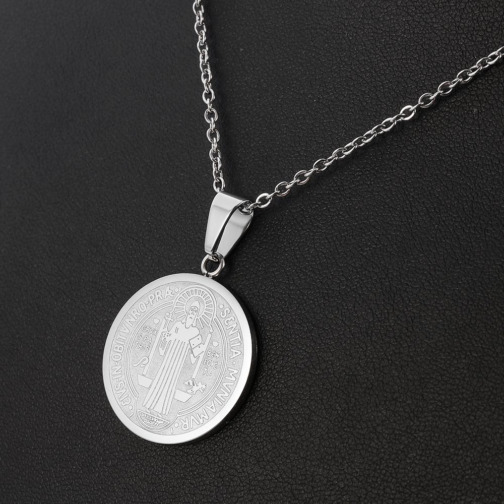 Religiöser San Benito-Medaillen-Anhänger aus Edelstahl mit silberner Farbe, Kreuz, Jesus, Heiliger Benedikt, Halsketten für Frauen und Männer, Schmuck