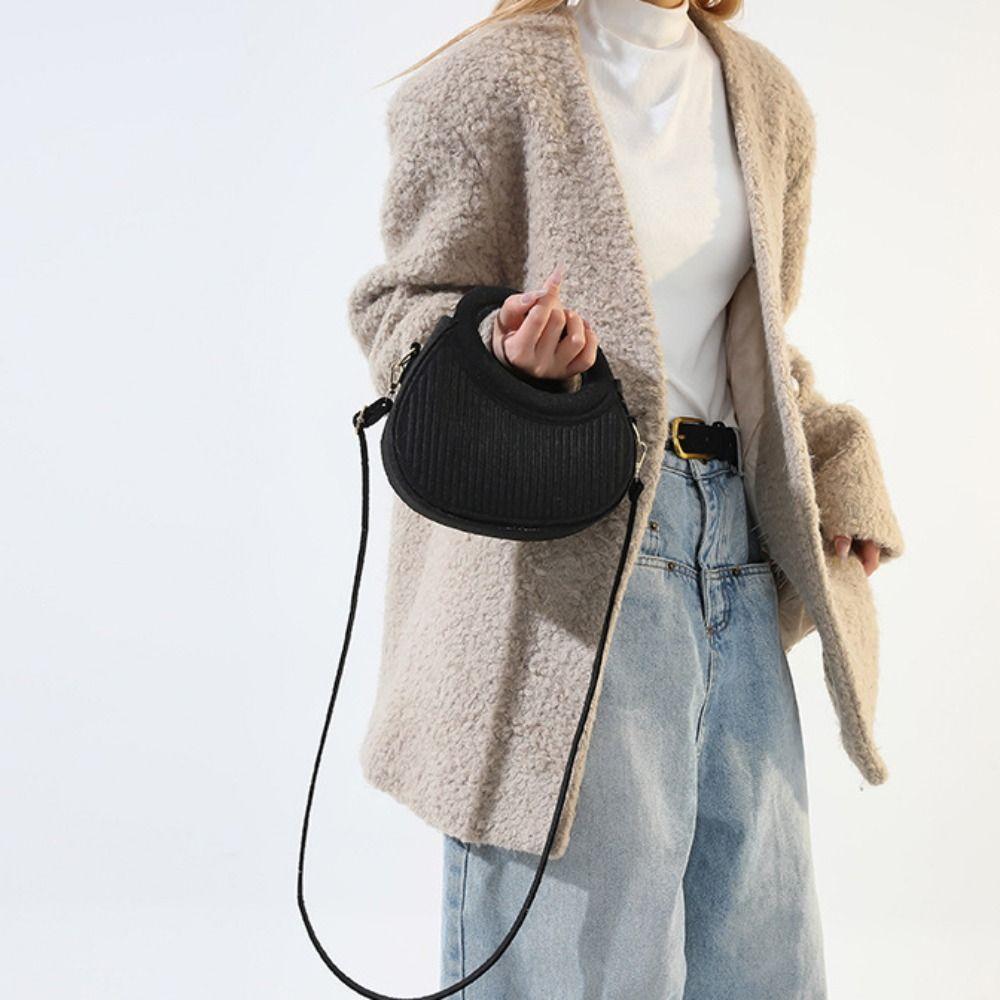PU Leather Hobos Handbag Half Moon Bag Pleated Shoulder Bag Ins Felt Crossbody Bag Shopping