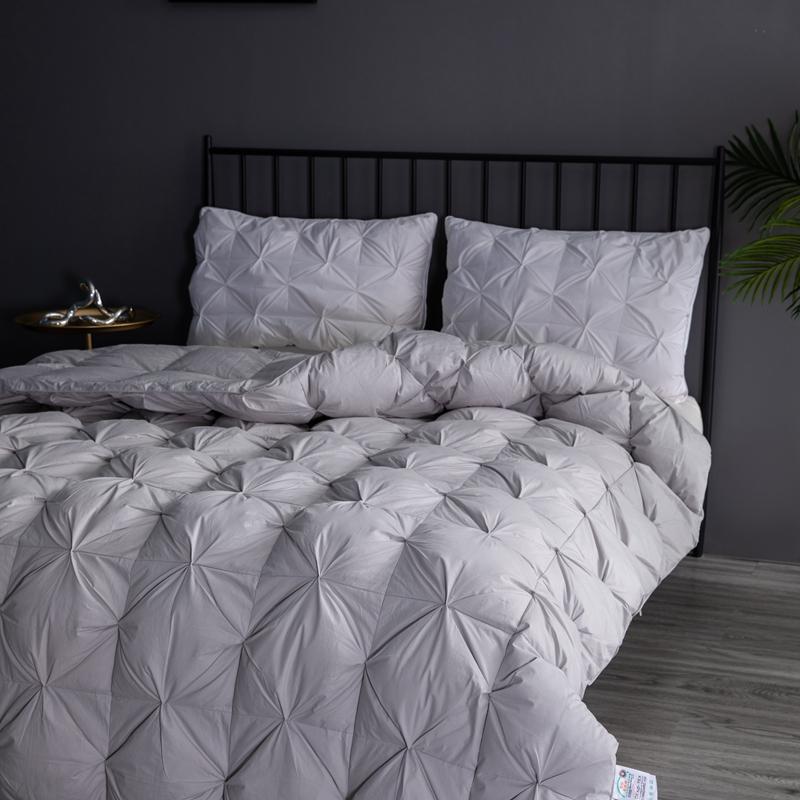 Ultra-Warm Goose Down Comforter, Pinch Pleat Duvet Insert, Lightweight Fluffy Duvet for All Season, Premium 100% Cotton Shell