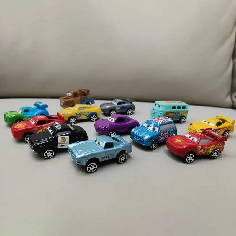 12PCS  Pixar Cars 3 McQueen Rebound Car Model Lightning McQueen Jackson Storm Plastic Toy For Children Birthday Gift Boxes