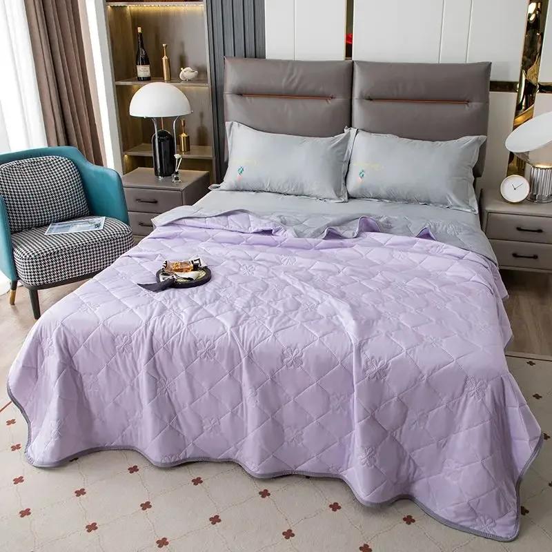 Nová letní prošívaná deka s motivem máty peprné, letní prošívaná deka s chladivým hedvábným potiskem, letní prošívaná deka se zmrzlinou