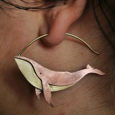 Two Tone Color Whale Shark Fish Hoop Earrings For Women Lovely Chic Dangle Earrings 2024 New Party Gift