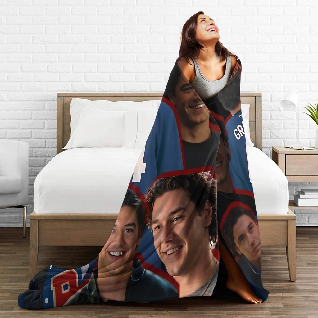 Garrett Graham Coperta Fuori dal Campus Flanella Divertente Calda Coperte Plaid per Letto Divano Tutte le Stagioni,