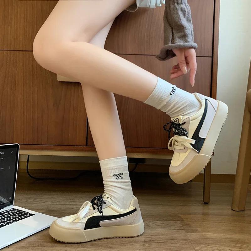 Sneakers da Donna con Suola Spessa 2024 Scarpe Casual Comode alla Moda Scarpe Basse Casual con Lacci per Camminare Tennis Scarpe Piatti da Donna