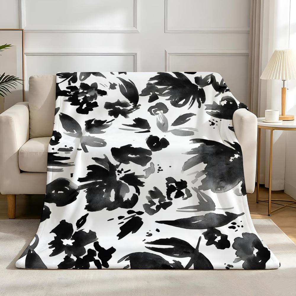 Art B-Black a-and W-White Floral Throw High-Density Short Plush Blanket Soft Skin-Friendly for Sofa Nap Air-Conditioned Room