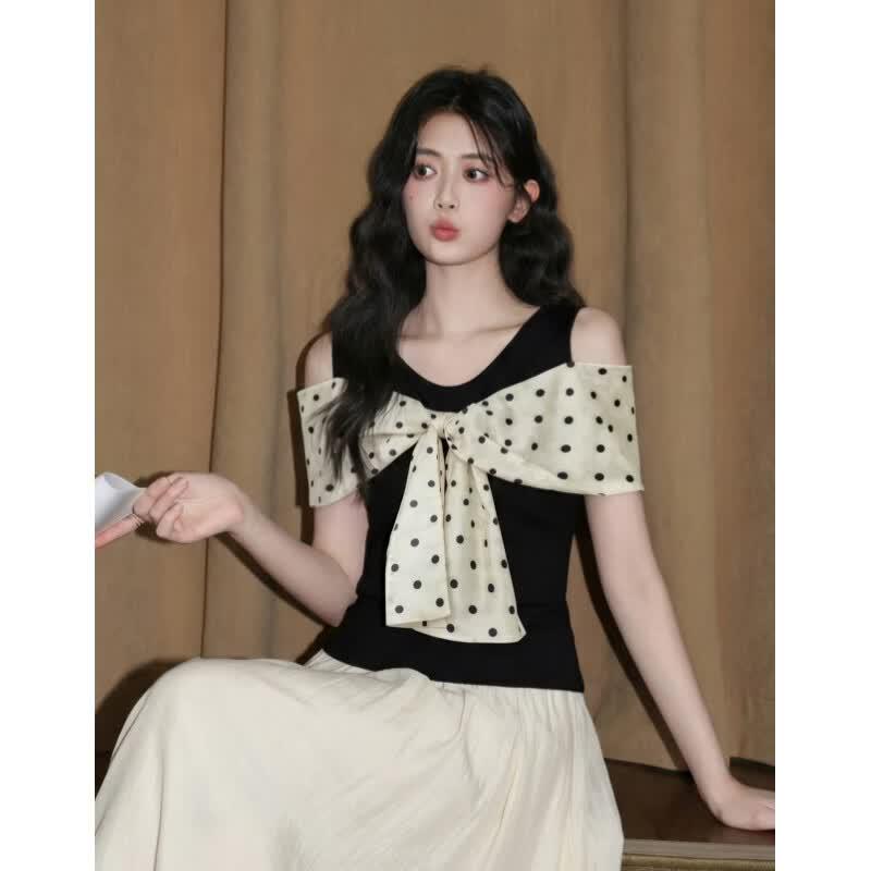 Off-Shoulder Bowknot Color Block Knit Tee