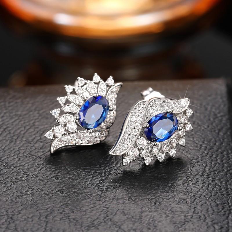 Huitan Chic Creative Design Stud Earrings Female Party Zircon with Dazzling Cubic Zirconia Aesthetic Lady Delicate Ear Studs