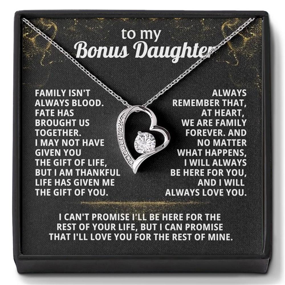 Love Heart Rhinestone Necklace for Bonus Daughter - Elegant Heart-shaped Clavicle Chain with Deluxe Gift Box