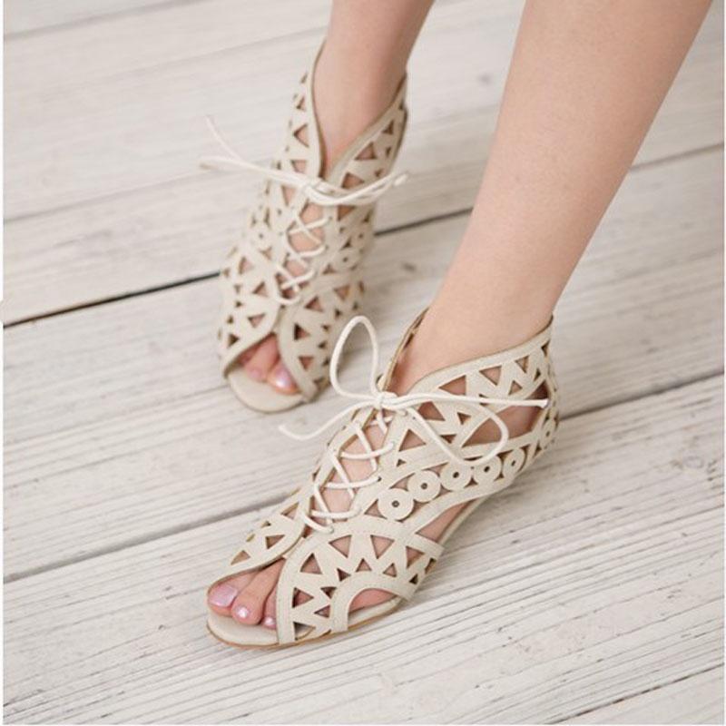 Elegant 2018 New Fashion Roman Hole Flat Sandals For Women In Summer Casual Style