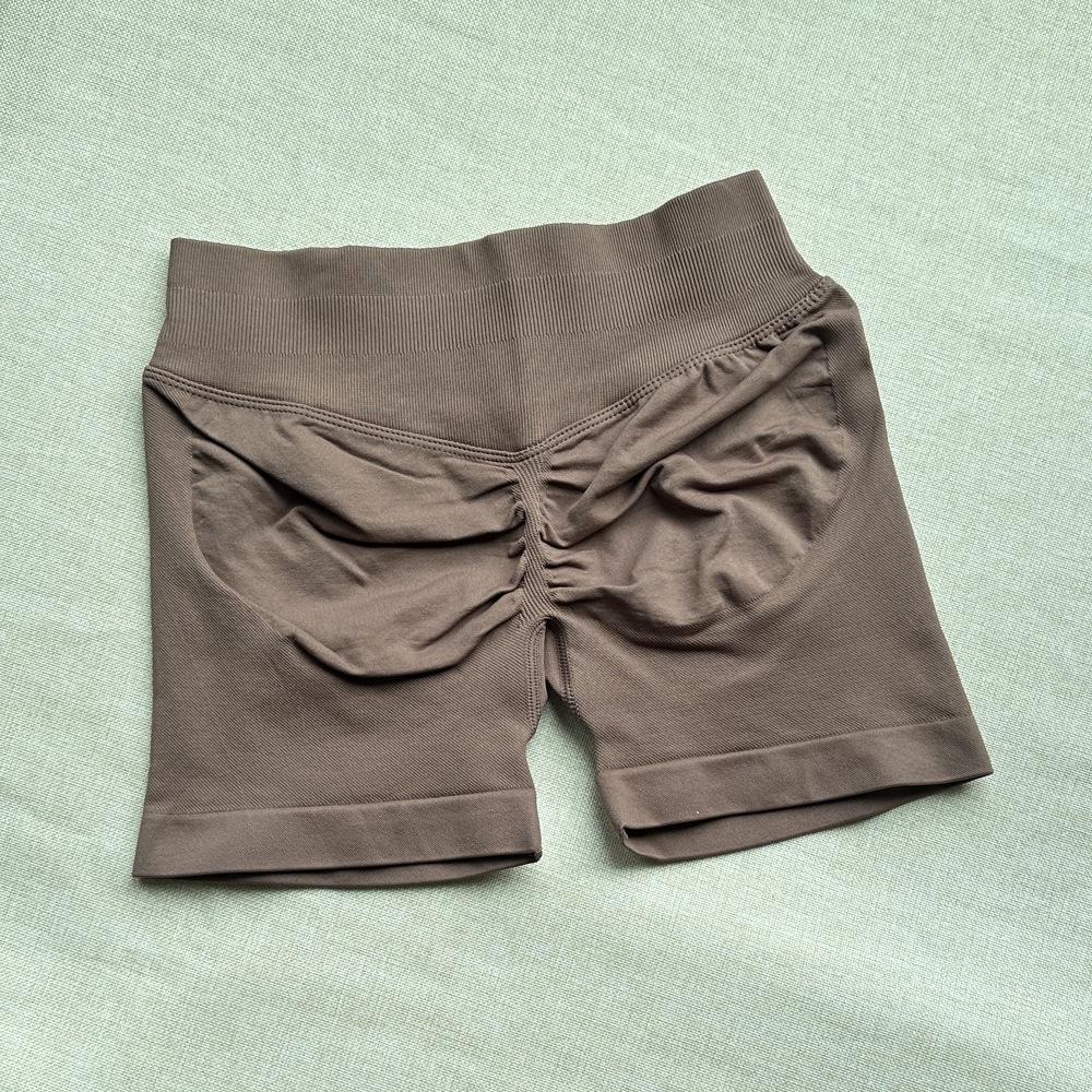 Pantalones Cortos de Yoga DF: 50 Colores, Cintura Original Fruncida de Tres Secciones, Levanta Glúteos, Tiro Bajo, Pantalones de Fitness sin Costuras de Tres Puntos