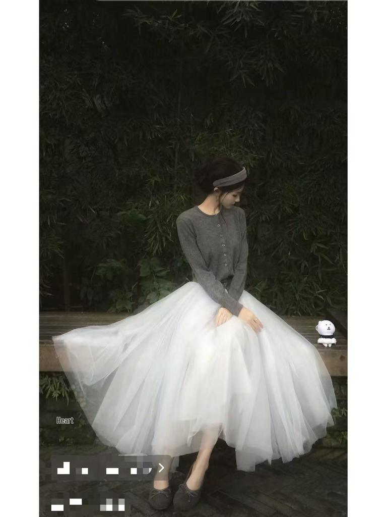 720-Degree A-Line Mesh Skirt: Sheer, Slimming, Long Length, Large Swing, Hip-Covering Design
