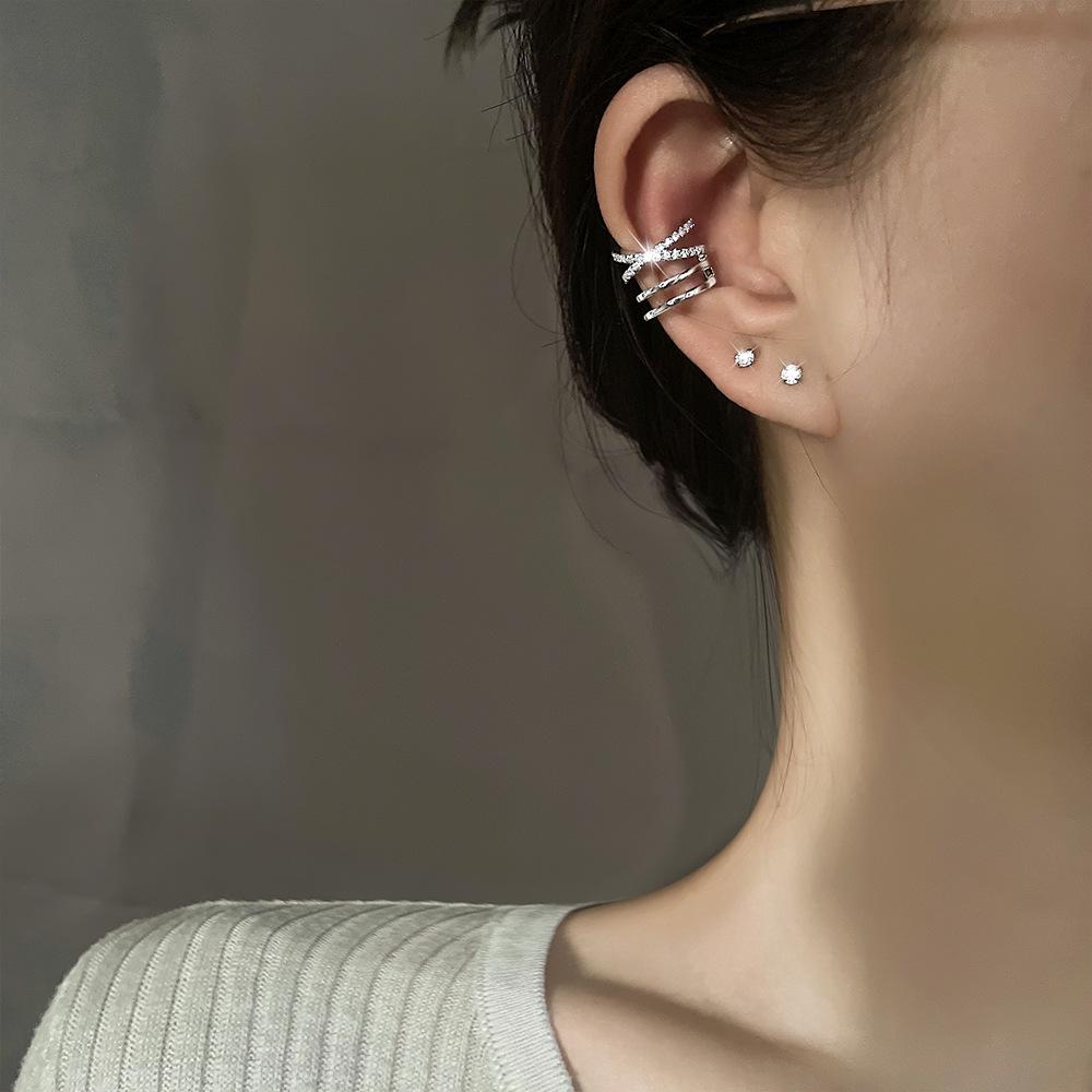 Clipsuri de urechi elegante cu zirconiu în formă de val: Stil european și american, nu este nevoie de piercing