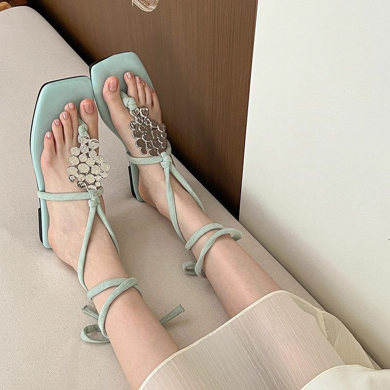 Metal Buckle Square Head Pinch Foot Flat Bottom Roman Sandals Fashion Strap Flat Heel Women's Toe 2025 Summer and Autumn New