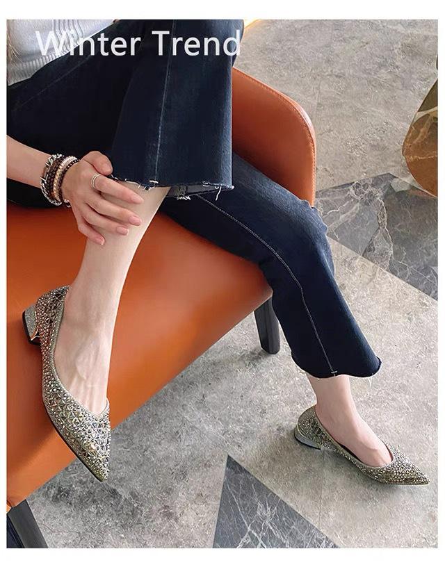 Women's 2024 Diamond-Studded Pointed Toe Chunky Heel Shoes for Spring & Autumn - Soft Bottom Wedding Shoes, Versatile Fairy Style, Large Sizes