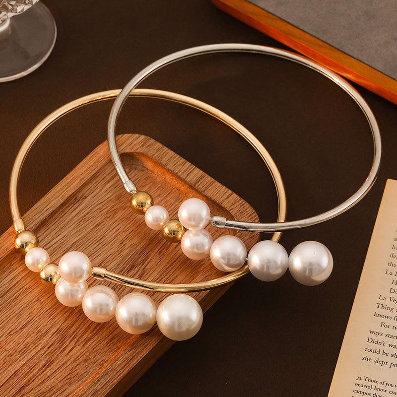Pearl Geometric Necklaces with A High-end Feel Open-top Necklaces and Niche Individual Accessories