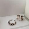 Korean Retro Twist Cross Open Ring for Women: Stylish Index Finger Accessory