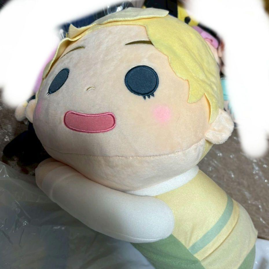 [USED] tinytan BTS Lying Down Plush Mascot Can Badge Accessory