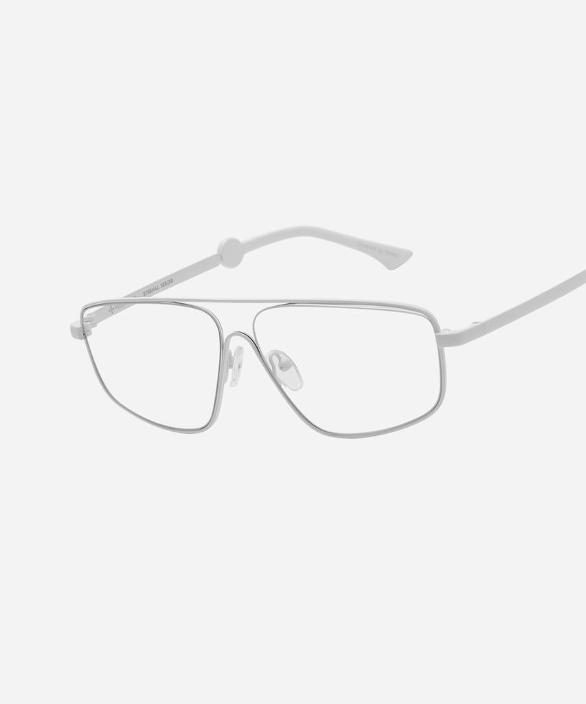 Neotelia Elmonto · White