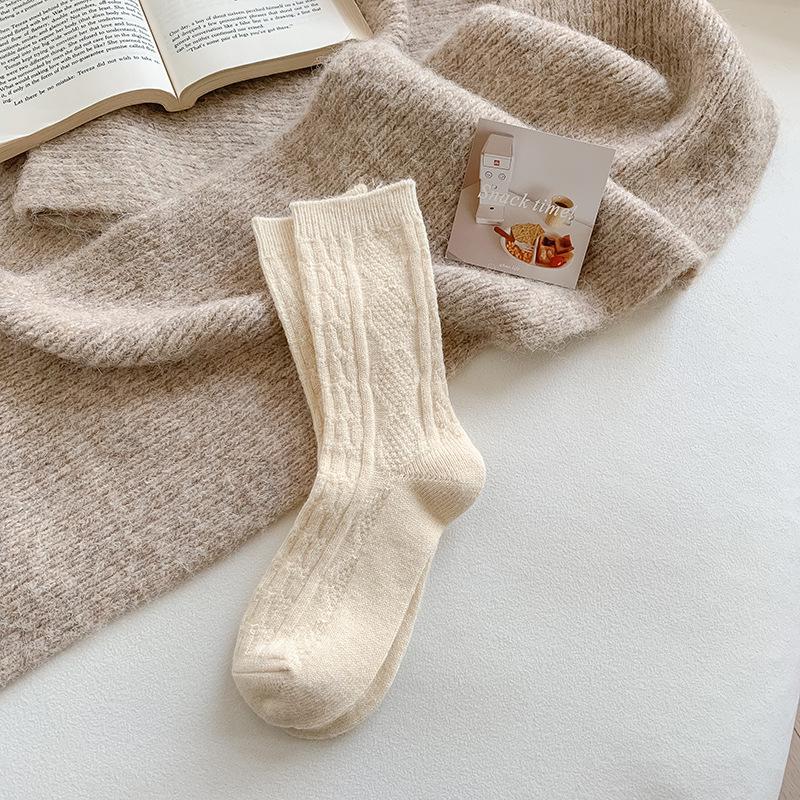 Women's Beige Thickened Winter Mid-Calf Scrunched Socks - Warm, Cold-Resistant, Wide-Mouth, Japanese Style, Long Postpartum Socks
