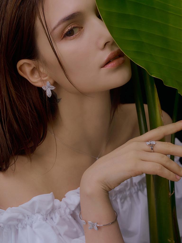 Macier Blossom Bangle Bracelet