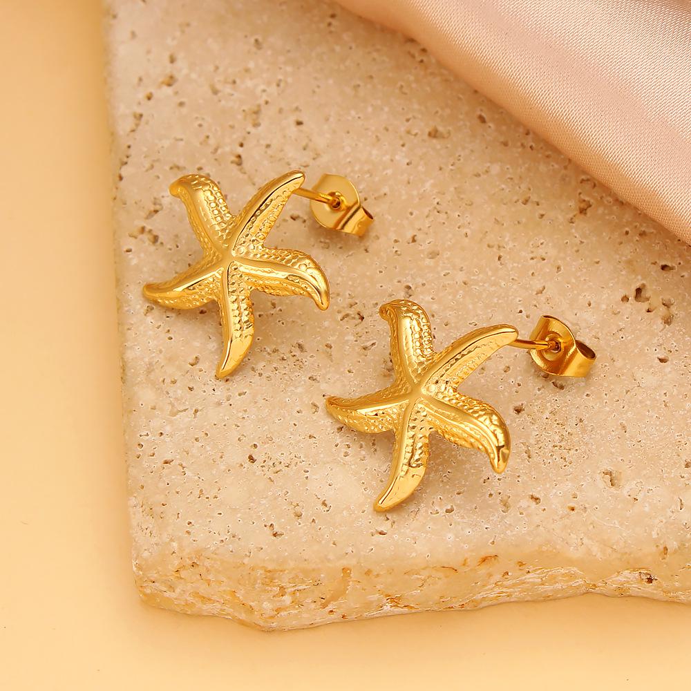 18K Gold Starfish Earrings: Fashionable European & American Stainless Steel Beach Jewelry