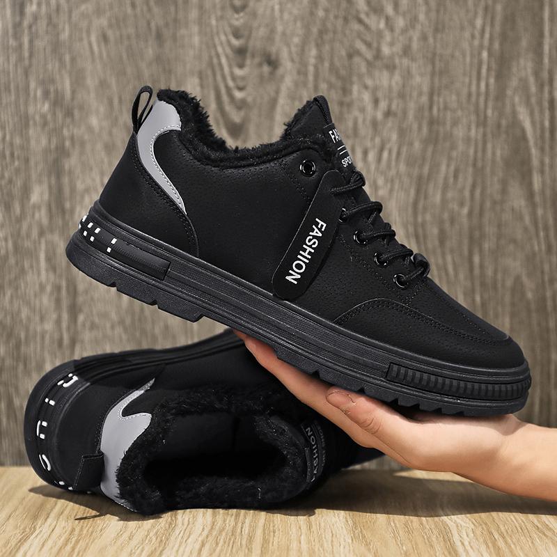 Winter Plush Men's Shoes New Workwear Thick Soled Hiking Sneakers Versatile Anti Slip Sneaker Casual Board Shoes 2024