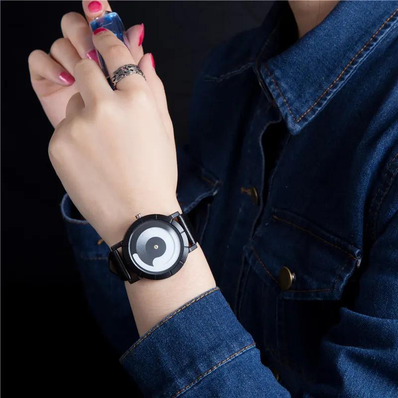 New Creative Rotation Men Watches  Leather Strap Quartz Watches Men Sports Watches Fashion Male Watch Relogio Masculino